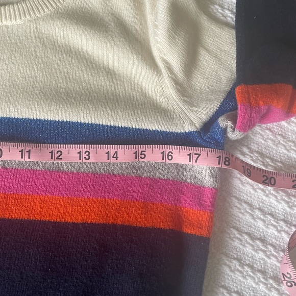 Striped Gap Sweater - Picture 7 of 8